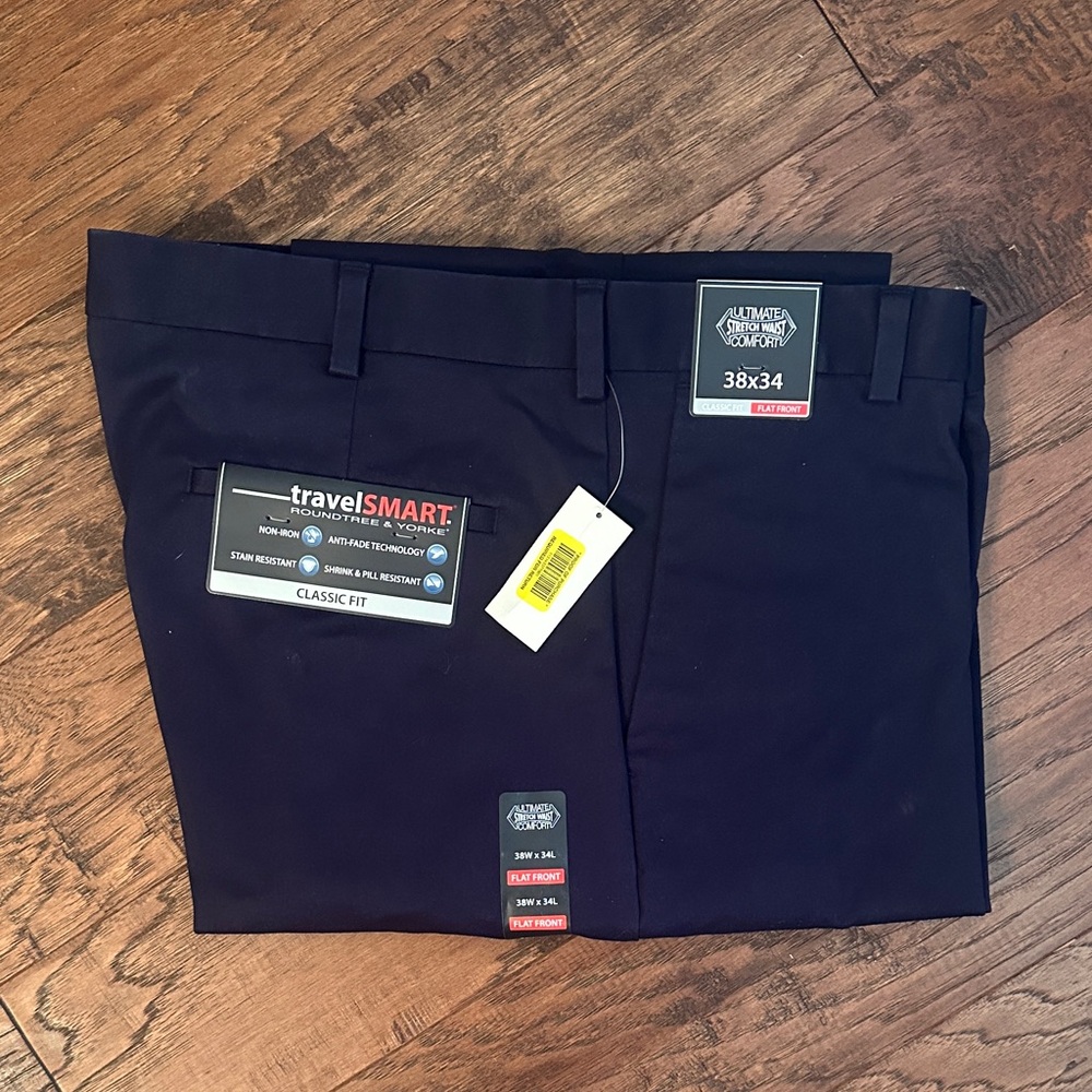 NWT Men's Navy Classic Fit Pants